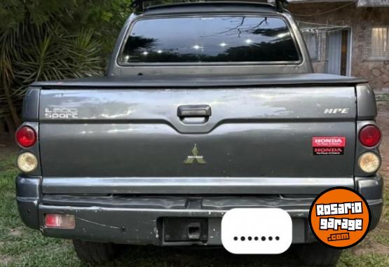 Camionetas - Mitsubishi L200 2005 Diesel 239000Km - En Venta