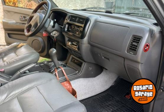 Camionetas - Mitsubishi L200 2005 Diesel 242000Km - En Venta