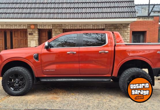 Camionetas - Ford Ranger limited v6 permuto 2023 Diesel 30000Km - En Venta