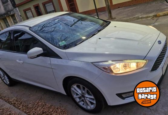 Autos - Ford Focus 2018 Nafta 120000Km - En Venta