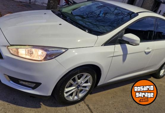 Autos - Ford Focus 2018 Nafta 120000Km - En Venta