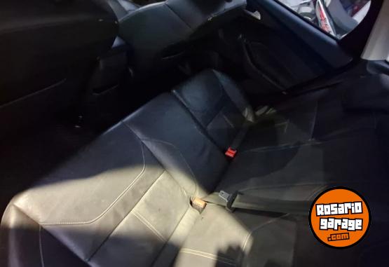 Autos - Ford Focus 2018 Nafta 120000Km - En Venta