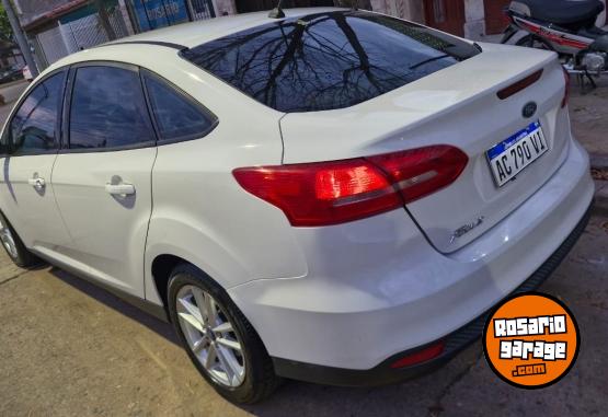 Autos - Ford Focus 2018 Nafta 120000Km - En Venta