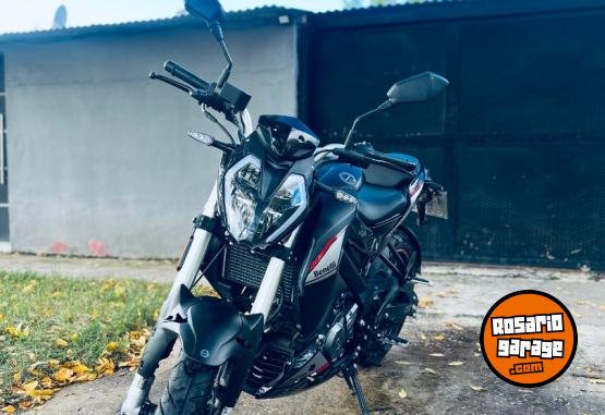 Motos - Benelli 180s 2023 Nafta 20000Km - En Venta