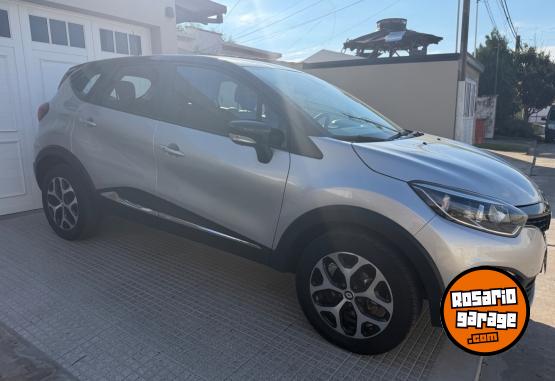 Autos - Renault Captur 2021 Nafta 27000Km - En Venta