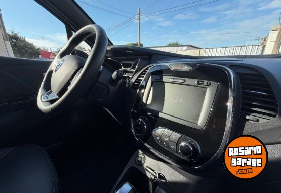 Autos - Renault Captur 2021 Nafta 27000Km - En Venta