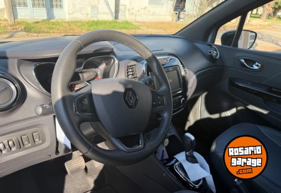 Autos - Renault Captur 2021 Nafta 27000Km - En Venta