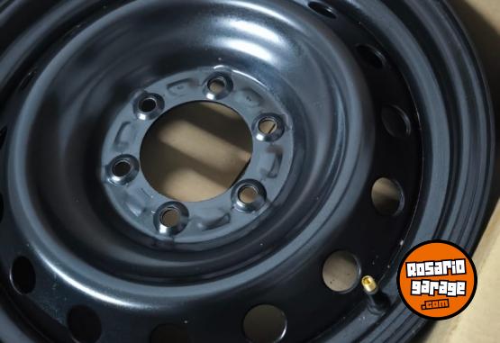 Accesorios para Autos - Llanta Chapa Ram Dakota / Fiat Titano R17 - En Venta