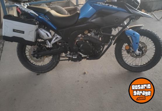 Motos - Corven Touring 250 2016 Nafta 27000Km - En Venta