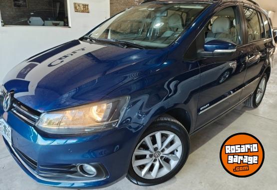Autos - Volkswagen Suran Highline 2015 Nafta 140000Km - En Venta