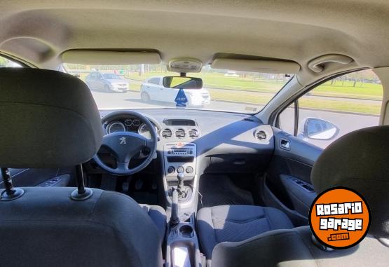 Autos - Peugeot 308 2013 Nafta 142000Km - En Venta