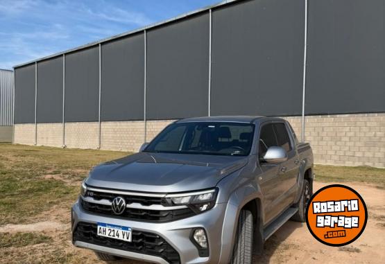 Camionetas - Volkswagen AMAROK V6 EXTREME 4X4 AT 2025 Diesel 39000Km - En Venta