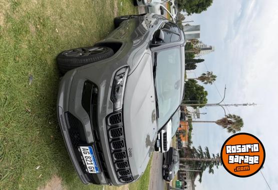 Camionetas - Jeep Compass 2024 Nafta 30000Km - En Venta