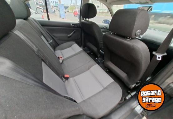Autos - Volkswagen Bora 2008 Nafta 164000Km - En Venta