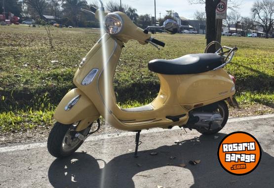 Motos - Vespa VLX 2019 Nafta 1000Km - En Venta