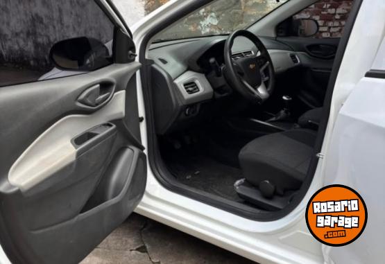 Autos - Chevrolet Onix 2017 Nafta 48000Km - En Venta