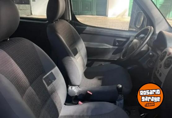 Utilitarios - Citroen Berlingo mixta 1ra mano 2017 Diesel 155000Km - En Venta