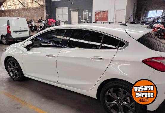 Autos - Chevrolet Chevrolet Cruze LTZ AT 5P 2018 Nafta 82000Km - En Venta