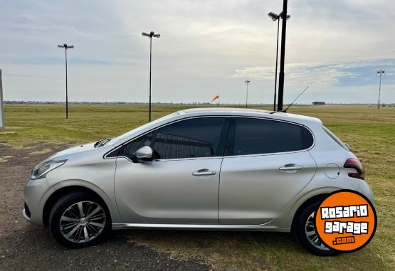 Autos - Peugeot Feline 2018 Nafta 98000Km - En Venta