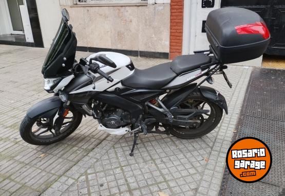 Motos - Bajaj Rouser ns 200 2021 Nafta 15750Km - En Venta