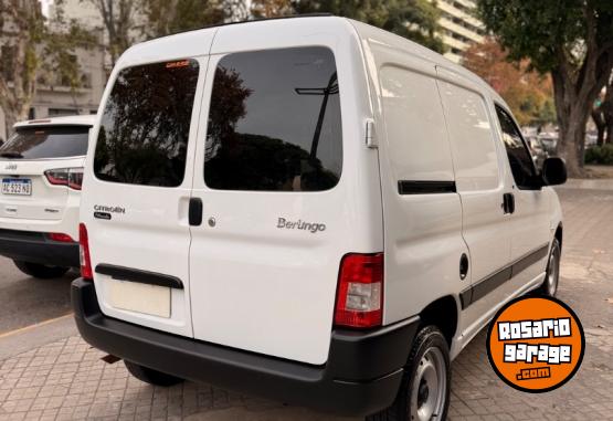 Utilitarios - Citroen berlingo 2024 GNC 52000Km - En Venta