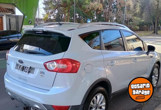 Camionetas - Ford KUGA SEL 2.5 TURBO T5. 2011 Nafta 165000Km - En Venta