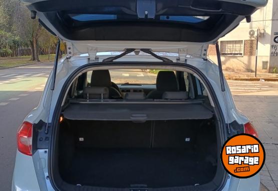 Camionetas - Ford KUGA SEL 2.5 TURBO T5. 2011 Nafta 165000Km - En Venta