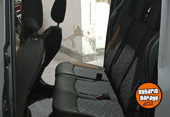 Autos - Renault KANGOO STEPWAY 1.6 GNC 2023 GNC 156284Km - En Venta