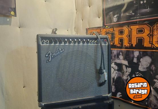 Instrumentos Musicales - Amplificador Guitarra Fender 65R - NO PERMUTO - En Venta