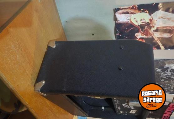 Instrumentos Musicales - Amplificador Guitarra Fender 65R - NO PERMUTO - En Venta