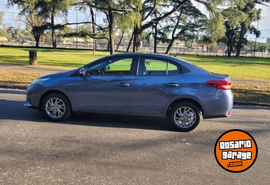 Autos - Toyota YARIS XLS 2022 Nafta 34000Km - En Venta