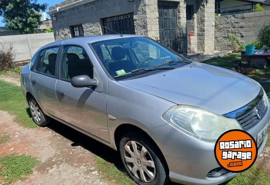 Autos - Renault Simbol 2011 Nafta 102000Km - En Venta