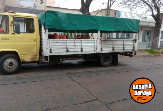 Camiones y Gr�as - Mercedes Benz 608 - En Venta