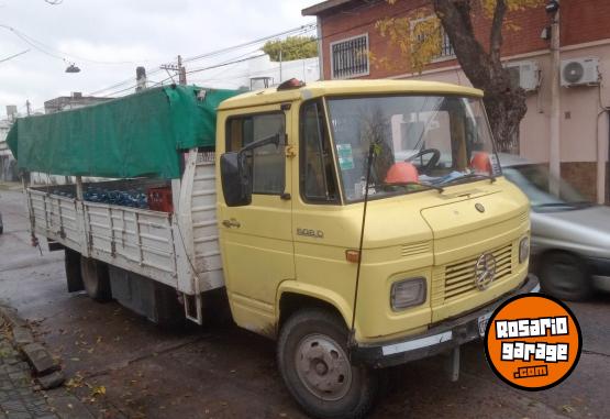 Camiones y Gr�as - Mercedes Benz 608 - En Venta