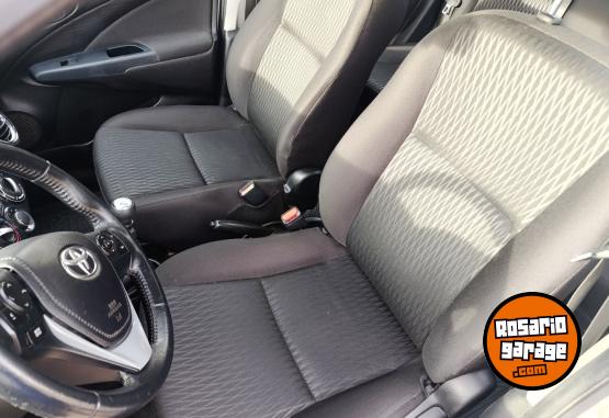 Autos - Toyota Etios XS 2018 Nafta 110000Km - En Venta