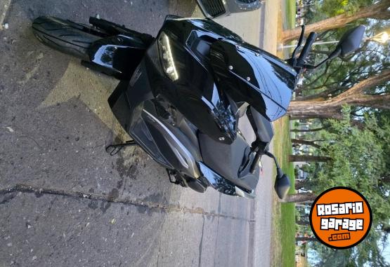 Motos - Zanella Cruiser X1 2023 Nafta 3300Km - En Venta
