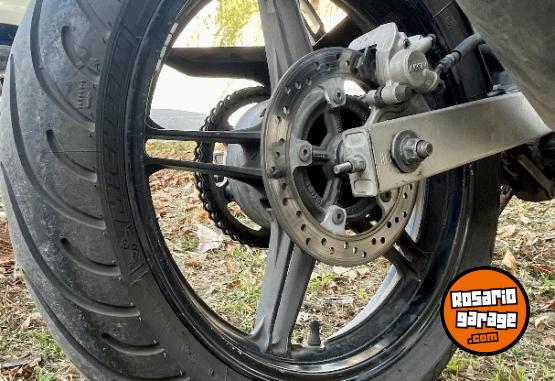 Motos - Yamaha Fazer YS 250 2012 Nafta 60000Km - En Venta