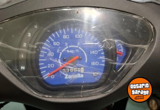 Motos - Zanella ZB RT 110 2024 Nafta 3700Km - En Venta