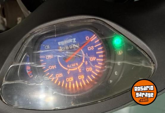 Motos - Zanella ZB RT 110 2024 Nafta 3700Km - En Venta