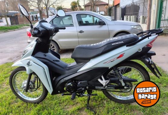 Motos - Honda Wave 2023 Nafta 5300Km - En Venta