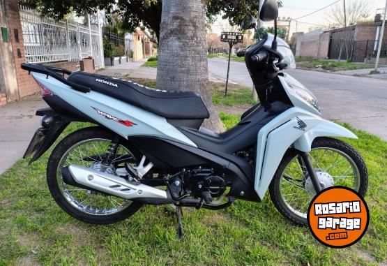 Motos - Honda Wave 2023 Nafta 5300Km - En Venta