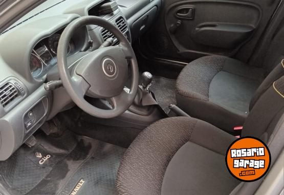 Autos - Renault Clio Mio 2013 Nafta 64000Km - En Venta