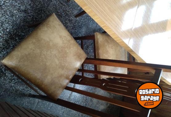 Hogar - Mesa extensible de madera y 6 sillas - En Venta