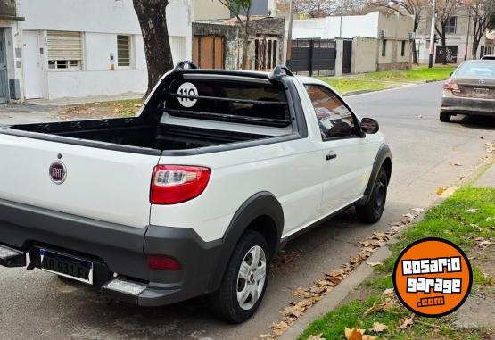 Utilitarios - Fiat STRADA WORKING 2017 Nafta 242000Km - En Venta
