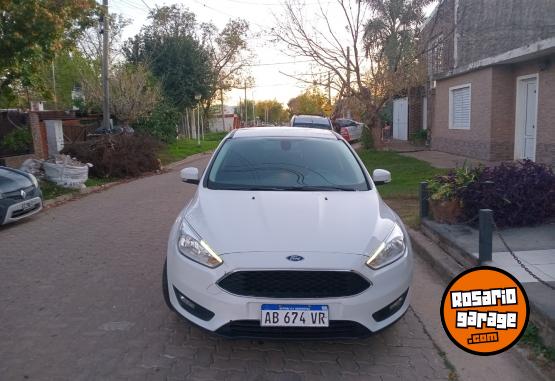 Autos - Ford Focus 2017 Nafta 118000Km - En Venta