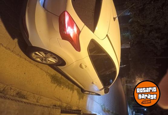 Autos - Ford Focus 2017 Nafta 118000Km - En Venta