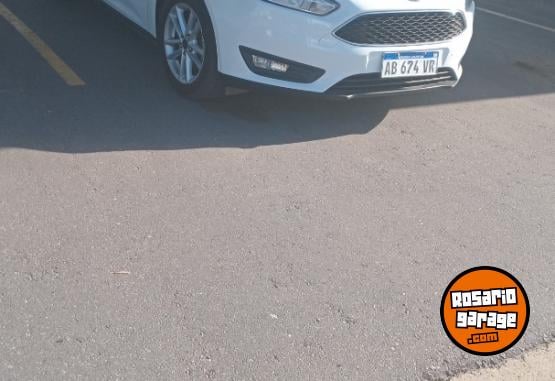 Autos - Ford Focus 2017 Nafta 118000Km - En Venta