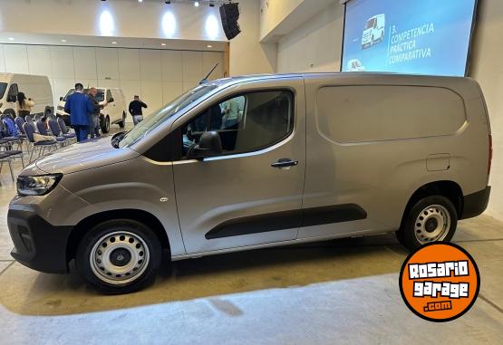 Utilitarios - Citroen BERLINGO VAN L2 2026 Diesel 0Km - En Venta