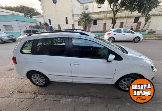Autos - Volkswagen Suran 2014 GNC 145000Km - En Venta