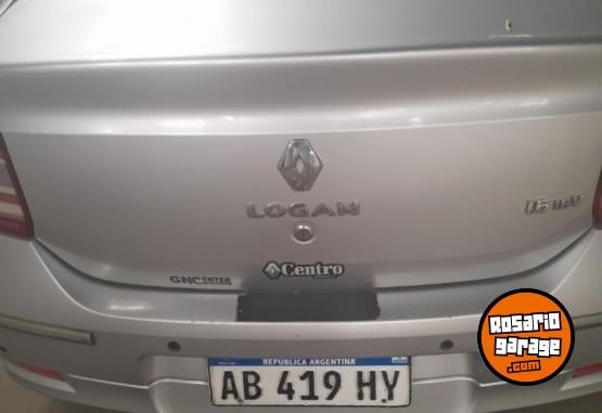 Autos - Renault Logan 2017 GNC 250000Km - En Venta
